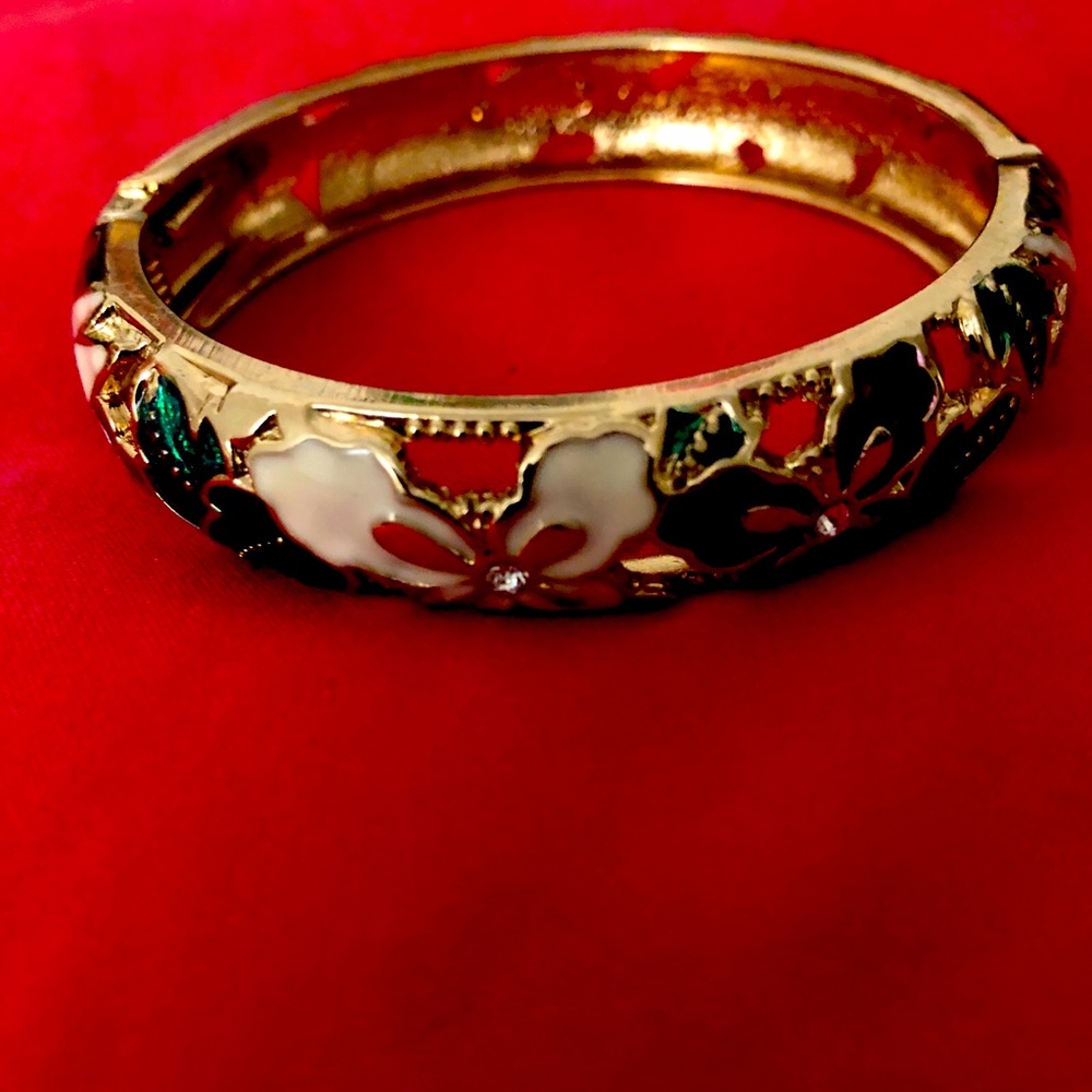 Hawaiian bracelet bangles